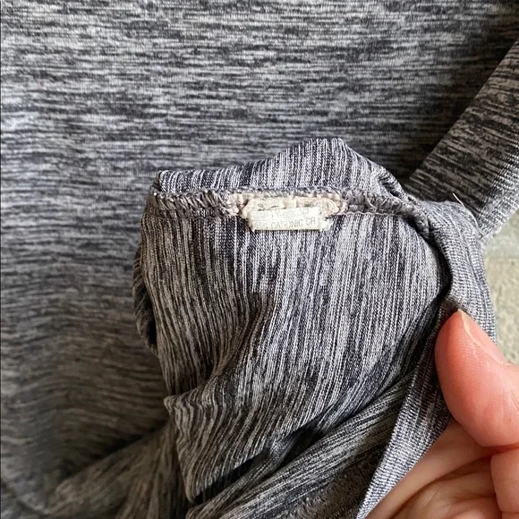 ON Active Tech Tee - Picture 3 of 4